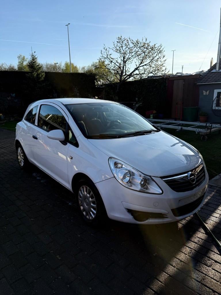 Ope corsa in goede toestand, Voorwielaandrijving, 4 zetels, Stof, Zwart