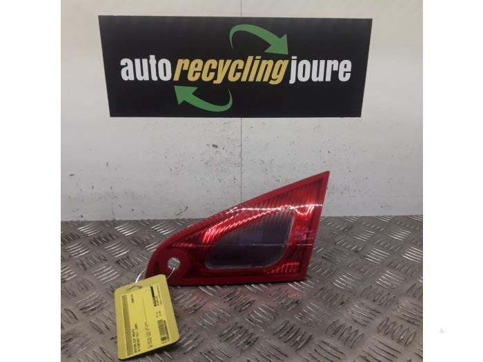 Feu arrière droit d'un Mitsubishi Colt, -, -, 3 mois de garantie, Utilisé