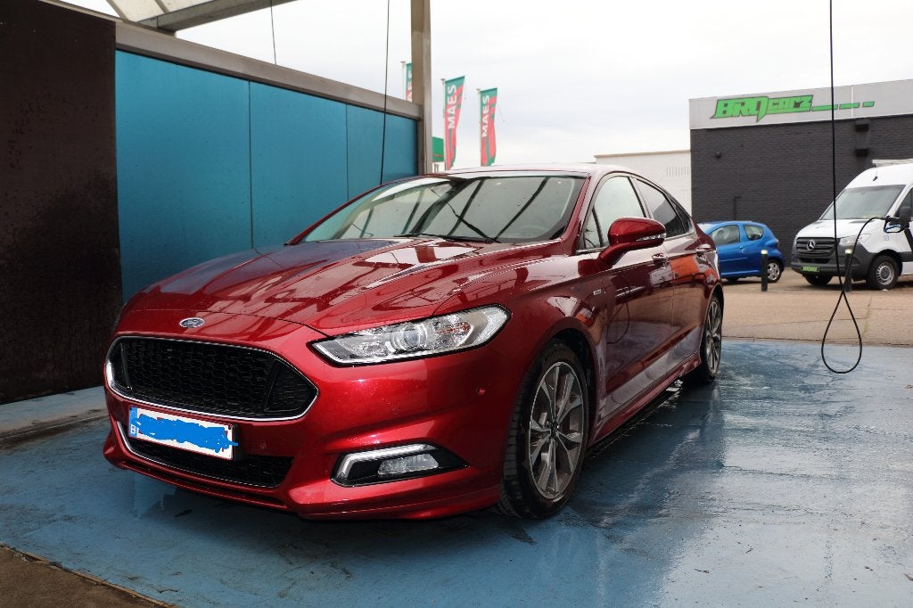 Ford Mondeo 2.0 EcoBoost ST-Line, Dealer onderhouden, Stof, 4 cilinders, Mondeo
