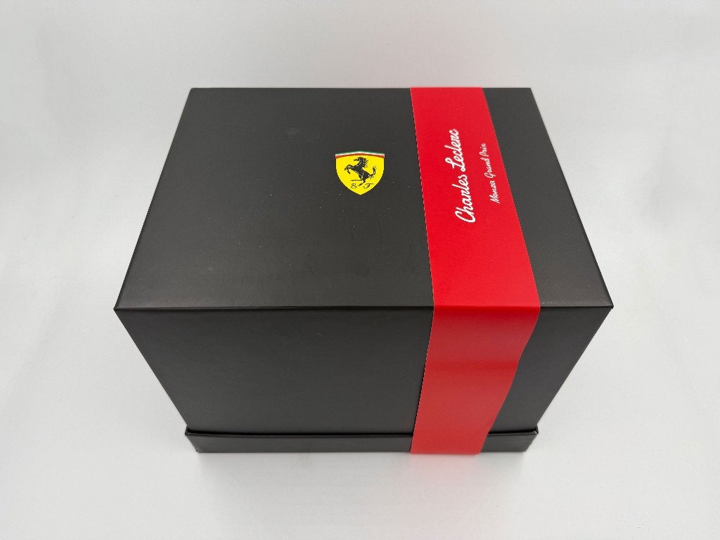 1/2 casque F1 helmet Leclerc Monza 2025 (Ferrari) signé, Collections, Enlèvement ou Envoi