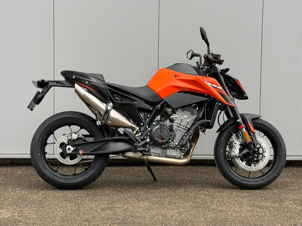 KTM Duke 790 / Techpack / Nieuw / BTW-motor / 4jaar Garantie, 2 cilinders, Nieuw, Motorrijbewijs A, Bedrijf
