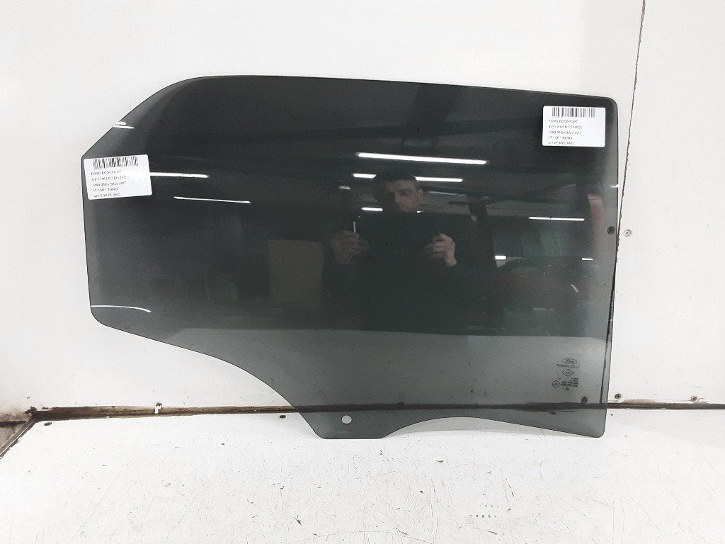 VITRE ARRIERE DROITE Ford EcoSport (JK8) (01-2013/04-2015), Henry-Ford-Straße  1
50735  Köln, DE, Ford-Werke GmbH, Kunden@ford.com