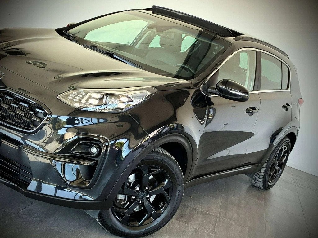 Kia Sportage 1.6i BLACK EDITION-GPS-T.OUVRANT-CARPLAY-CAMERA, Lichtsensor, Gebruikt, 4 cilinders, https://public.car-pass.be/vhr/bbb730e9-37b6-4b2b-9a89-40be39989636