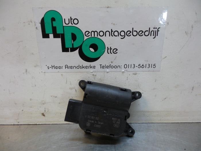 Kachelklep Motor van een Mercedes Vito (Vito 03-), Gebruikt, -, Ophalen of Verzenden, -