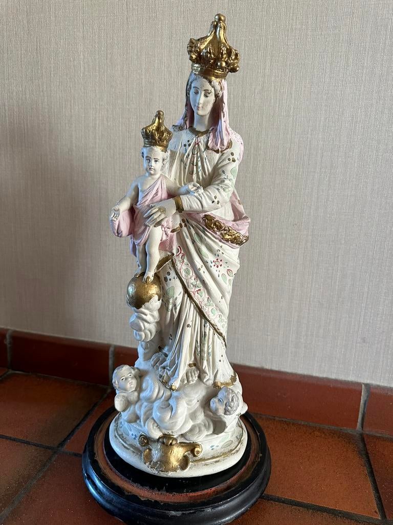 Religieus beeld met stolp., Ophalen