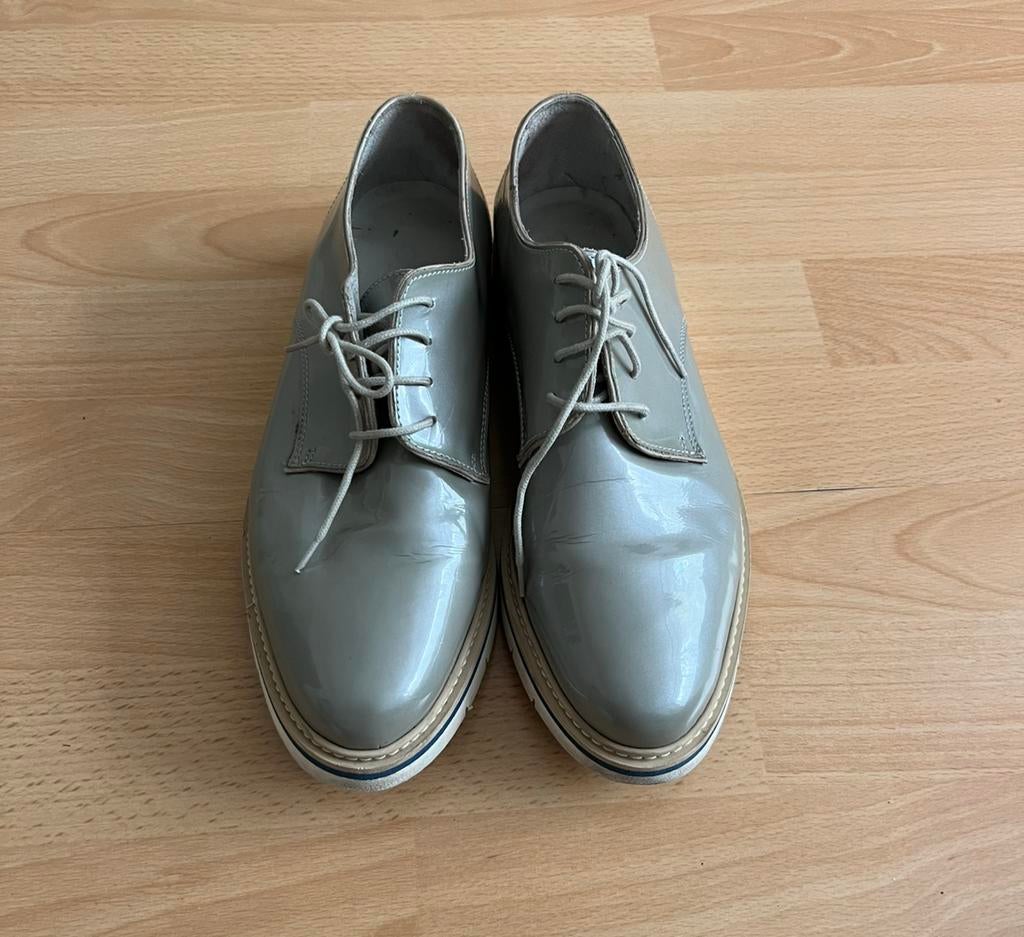 Grijs Damesschoenen Cypres maat-39, Ophalen, Zo goed als nieuw, Grijs