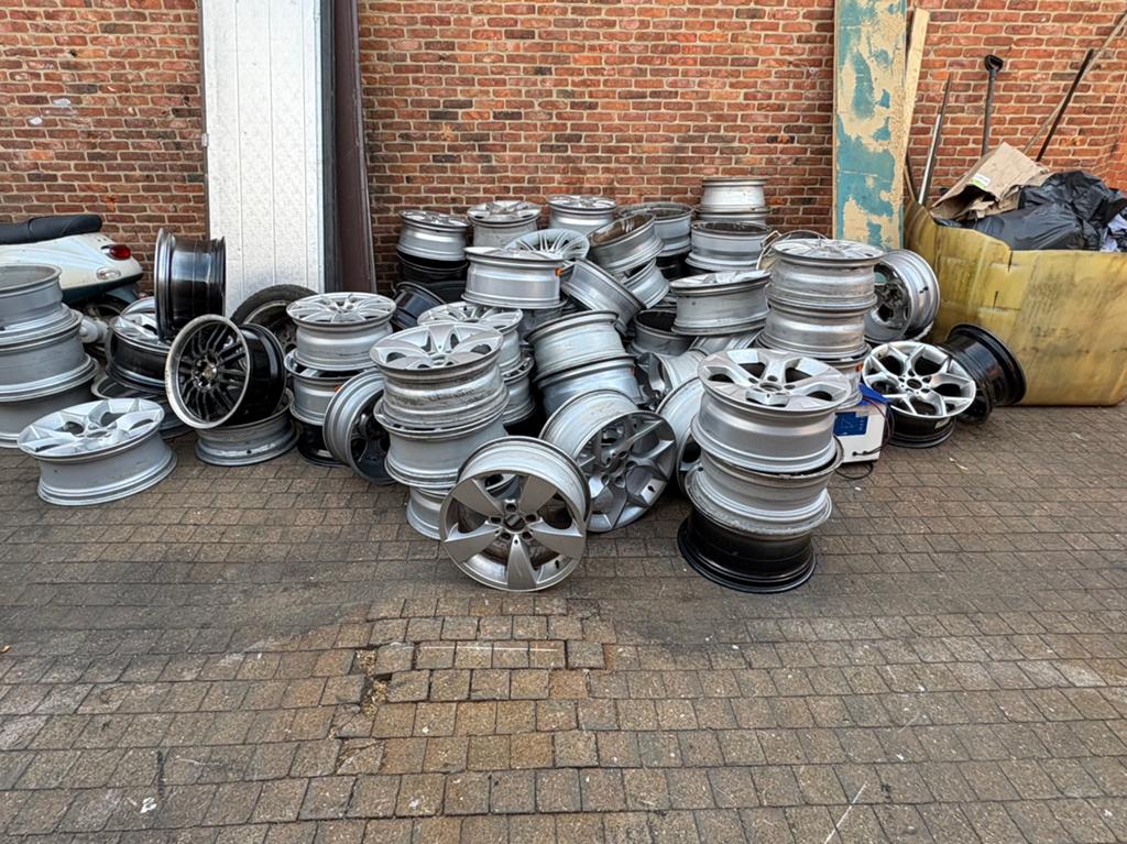 Ik kom halen oud ijzer gratis, Doe-het-zelf en Bouw, Metalen, Ophalen of Verzenden, Zo goed als nieuw, IJzer