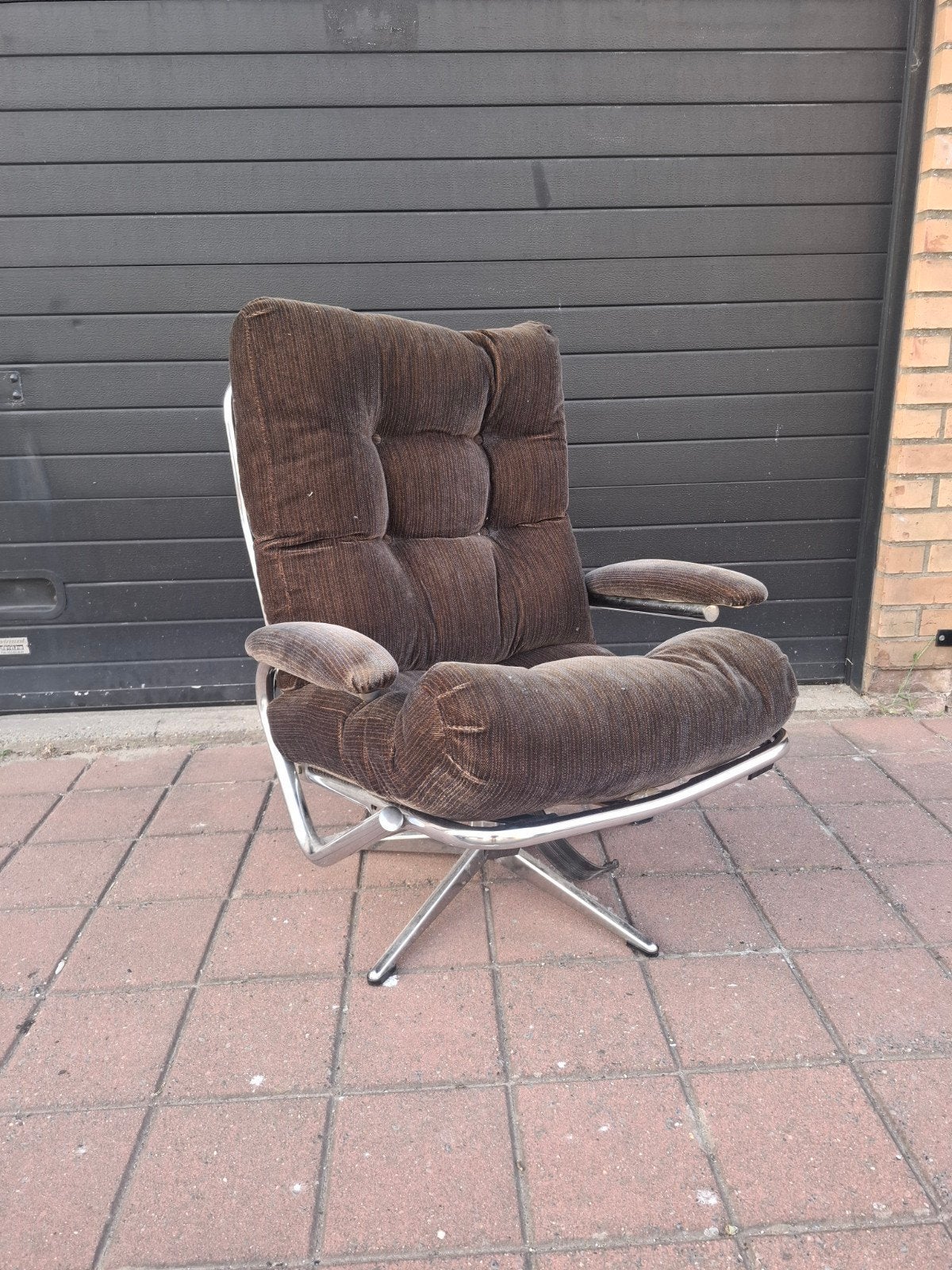 70ties zetel, Ophalen