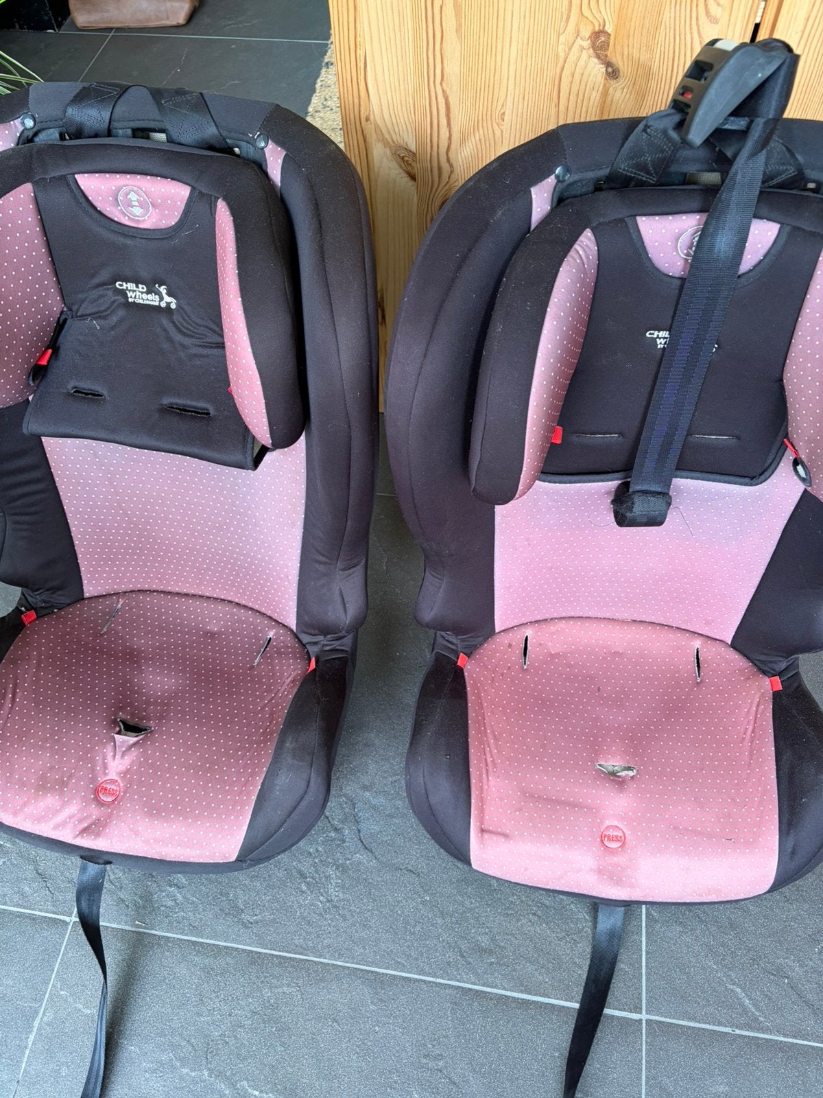 Twee autostoelen kinderen, Enfants & Bébés, Autres marques, 15 à 36 kg, Enlèvement, Utilisé