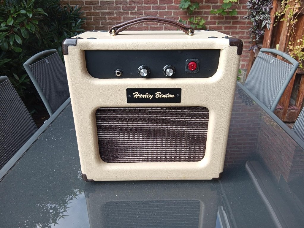 Harley Benton GA5  5watt lampenversterker, Ophalen, Zo goed als nieuw, Volume