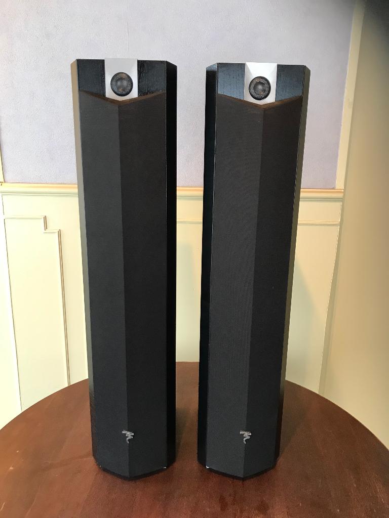 Paire d'Enceintes Colonnes Focal Chorus 714 V, TV, Hi-fi & Vidéo, Autres marques, Comme neuf, Enlèvement, Haut-parleurs Frontaux, Arrière ou Stéréo