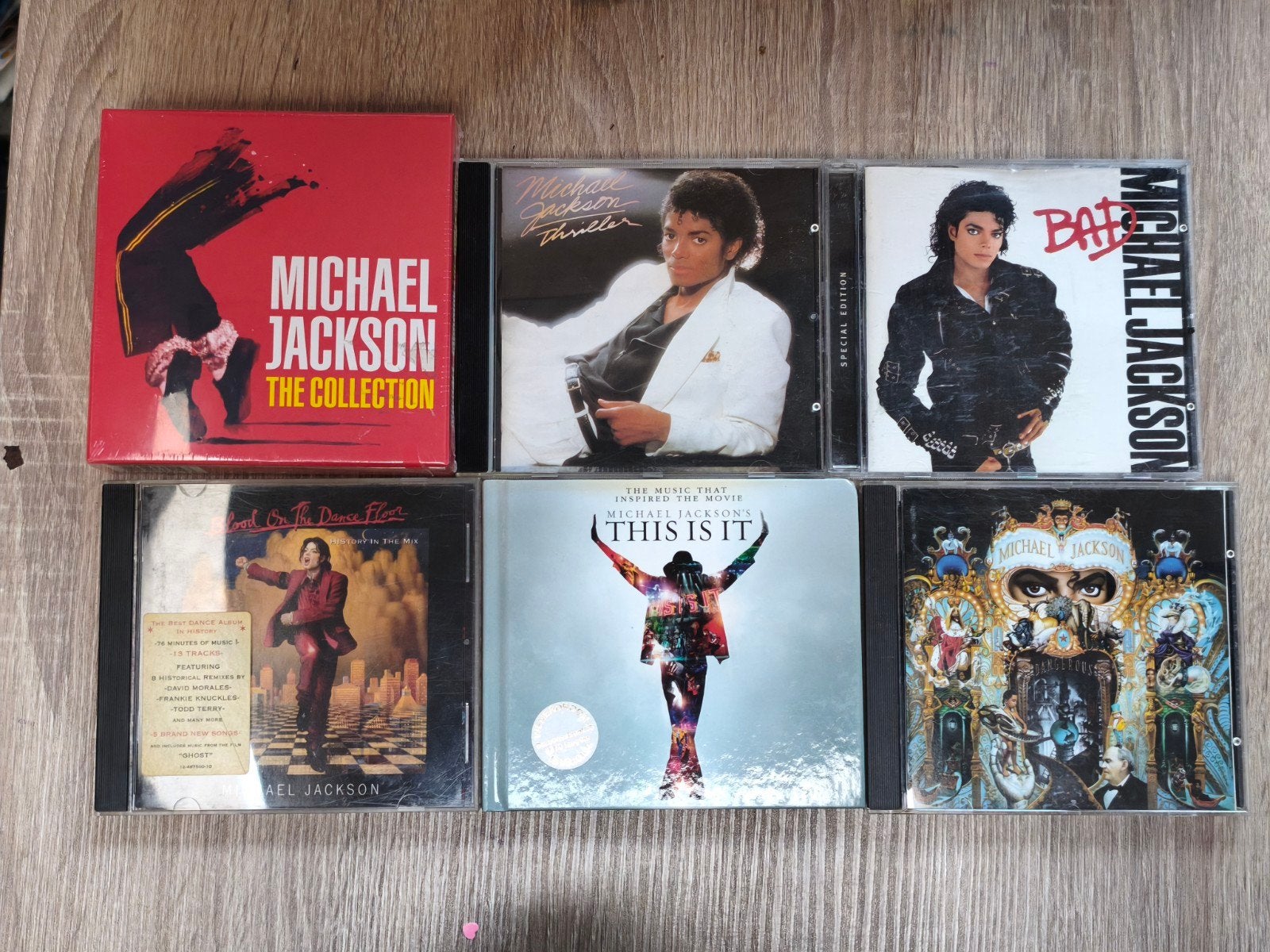 CD de Michael Jackson, Enlèvement ou Envoi