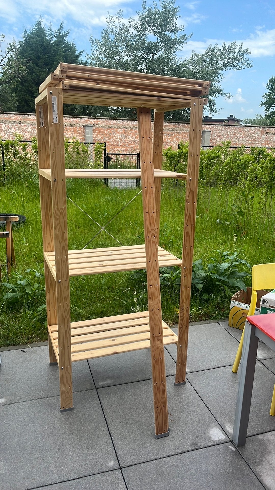 Houten rek IKEA (Hejne), Ophalen, Zo goed als nieuw