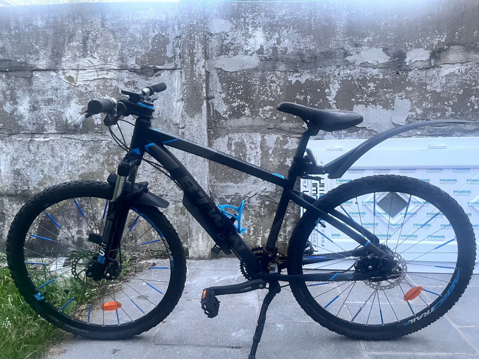 BTWIN Jongens fiets (PRIJS IS BESPREEKBAAR), Fietsen en Brommers, Brommeronderdelen | Algemeen, Ophalen, Zo goed als nieuw