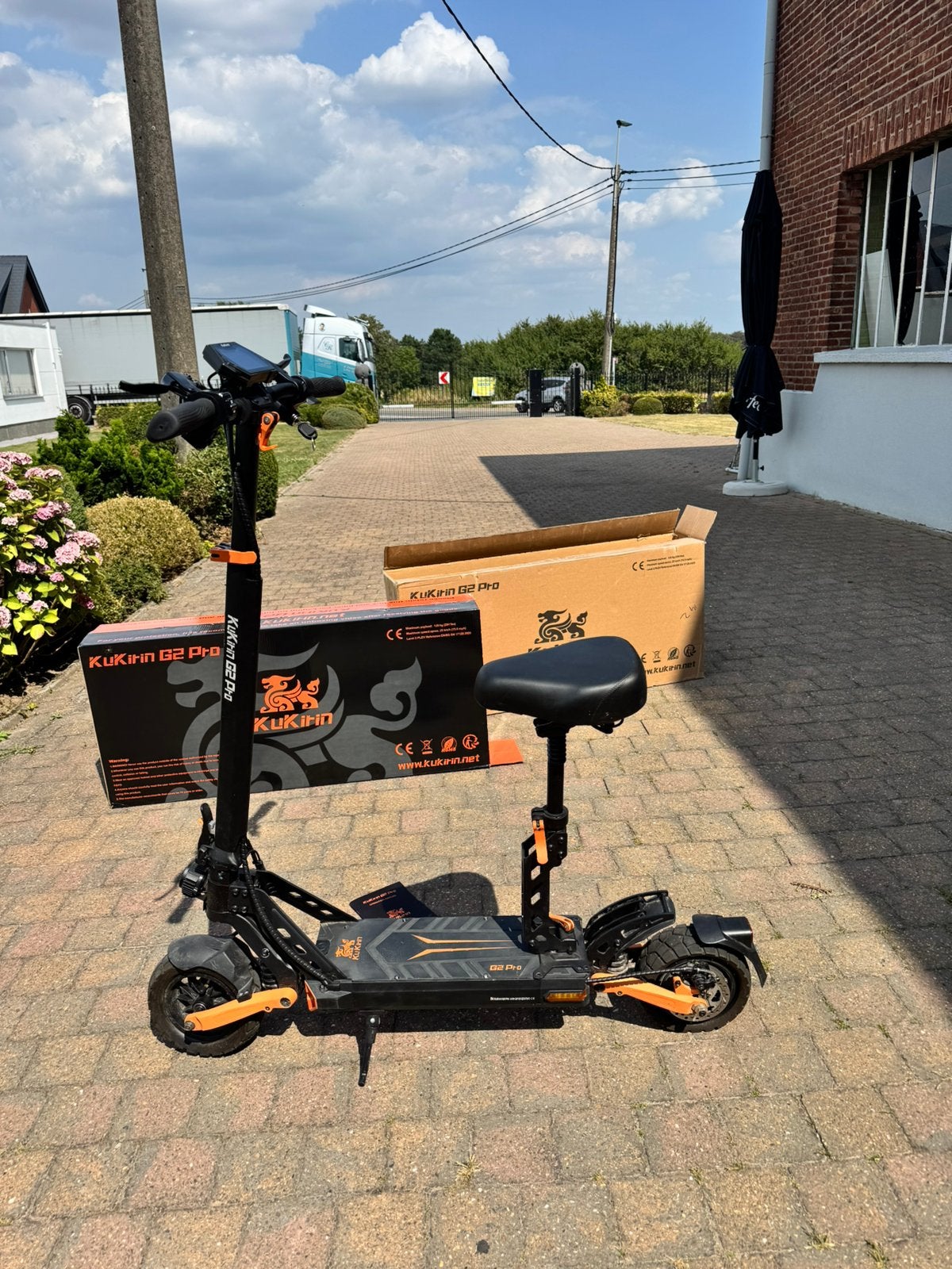 KuKirin G2 Pro – Très bon état + siège + cadeau offert !, Enlèvement ou Envoi, Comme neuf
