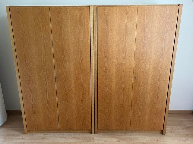 2 ARMOIRES IDENTIQUES, Maison & Meubles, Comme neuf, 100 à 150 cm, 50 à 75 cm, 150 à 200 cm