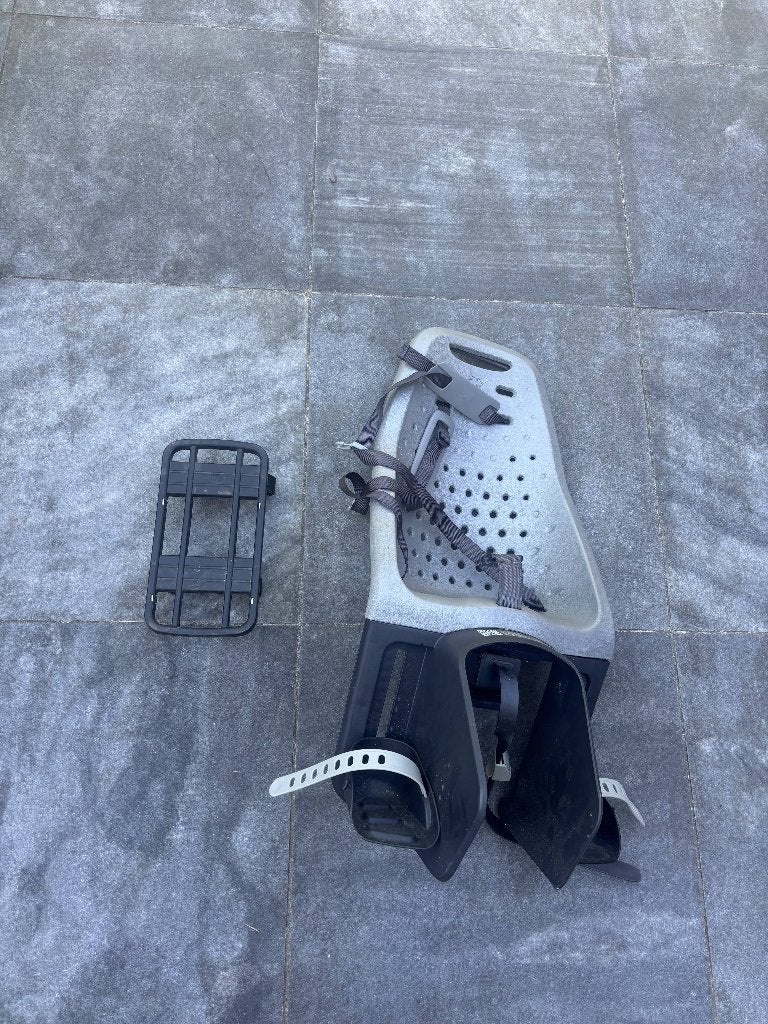 fiets stoeltje, Fietsen en Brommers, Fietsaccessoires | Fietsstoeltjes, Ophalen, Achterzitje, Thule Yepp Fietsstoeltje + Easyfit adapter