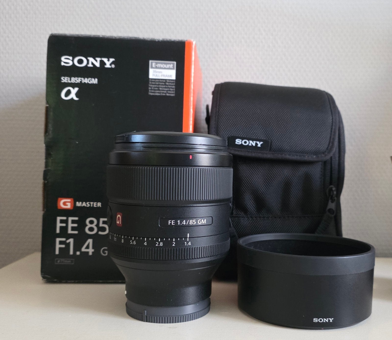 Sony FE 85 mm f/1,4 GM, Enlèvement, Sony