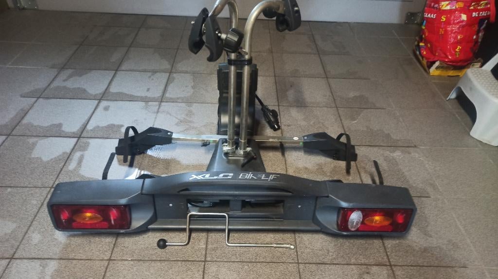 Twinny Load met lift = niet meer tillen met jouw fietsen, Ophalen, Gebruikt, 2 fietsen, Trekhaakdrager
