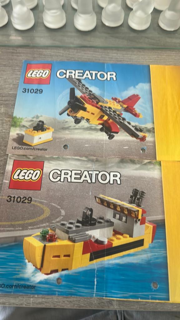 2 sets, Ophalen of Verzenden, Zo goed als nieuw