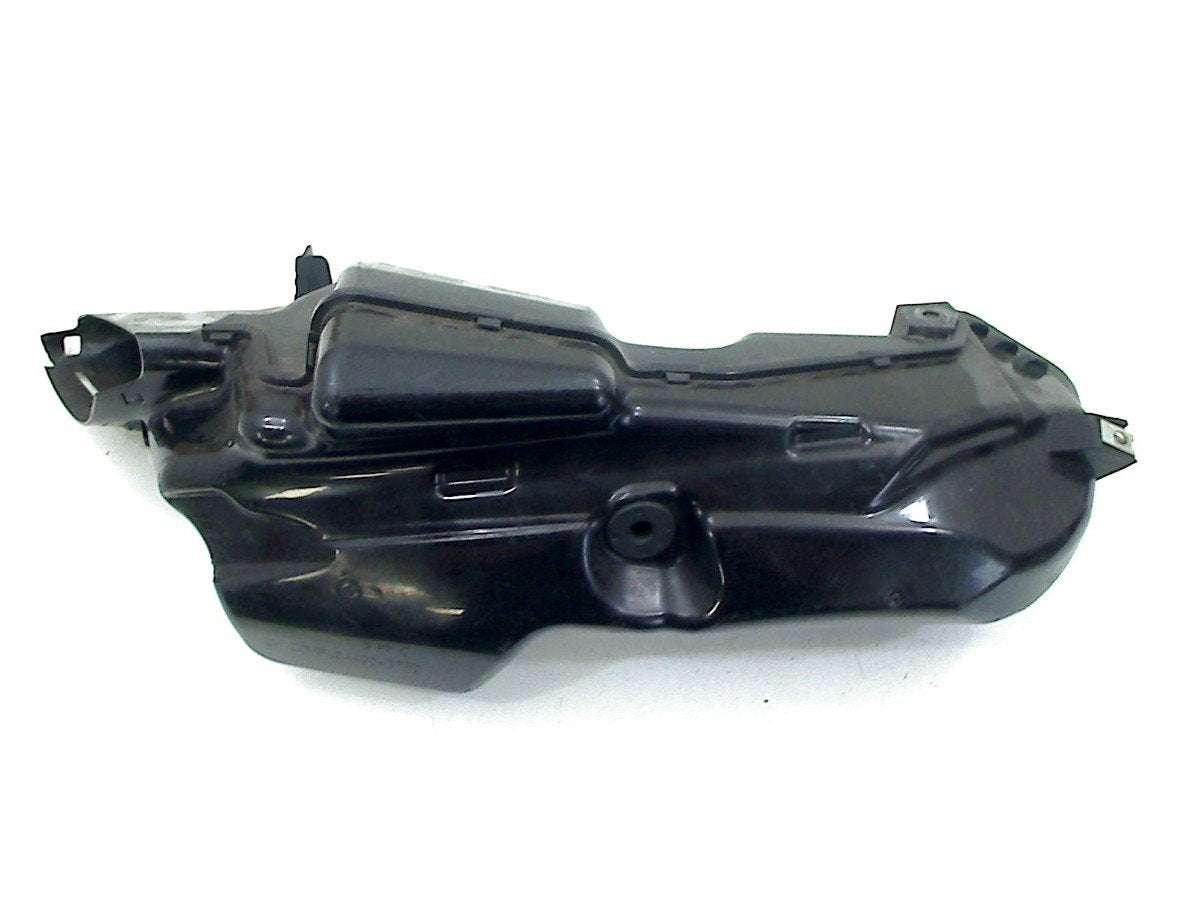LUCHTINLAAT LINKS GSX R 750 2006-2007 (GSXR750 K6 / K7), Suzuki Deutschland GmbH, Gebruikt, Kontakt@suzuki.de, Suzuki-Allee 7
64625  Bensheim, DE