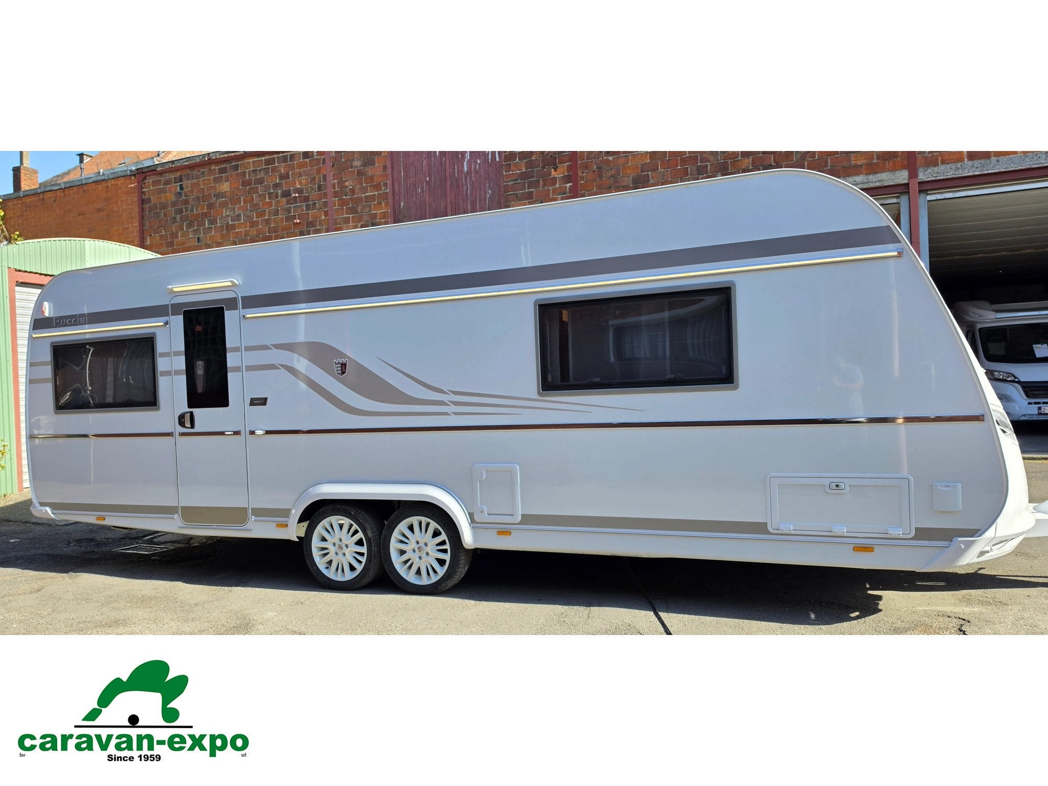 TABBERT PUCCINI 685 DF, Caravans en Kamperen, Tabbert, 7 tot 8 meter, Bedrijf, Tot en met 4