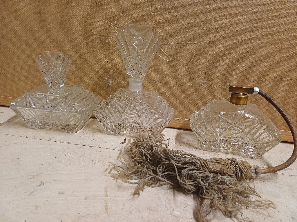 Badkamerset voor dames (1900) in glasmaten, Antiek en Kunst, Ophalen of Verzenden