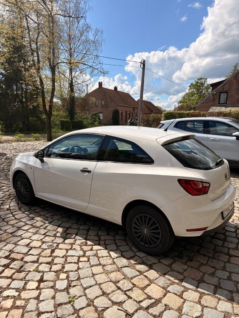 Seat Ibiza, Autos, Seat, Particulier, Ibiza, Air conditionné, Ordinateur de bord, Essence, Euro 5, Hatchback, 2 portes, Boîte manuelle