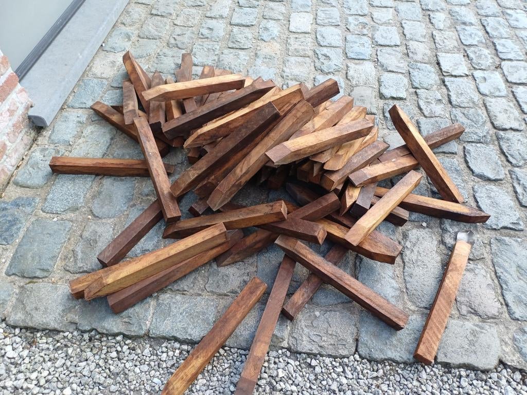 Piketten azobe, Ophalen