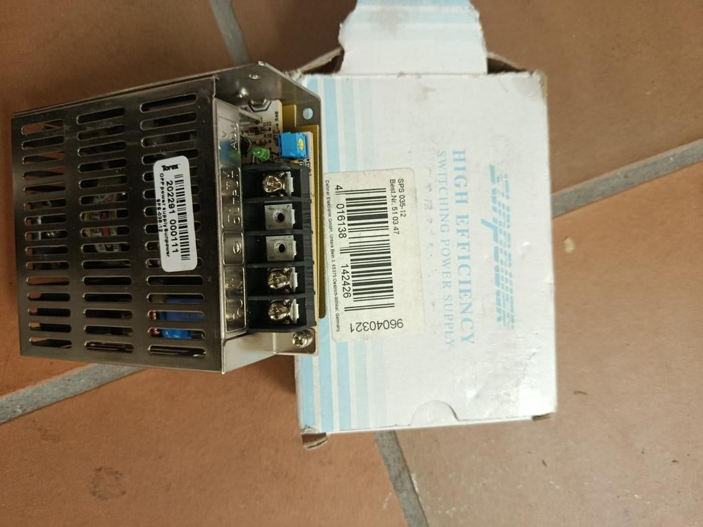 switching power supply., Watersport en Boten, Navigatiemiddelen en Scheepselektronica, Ophalen
