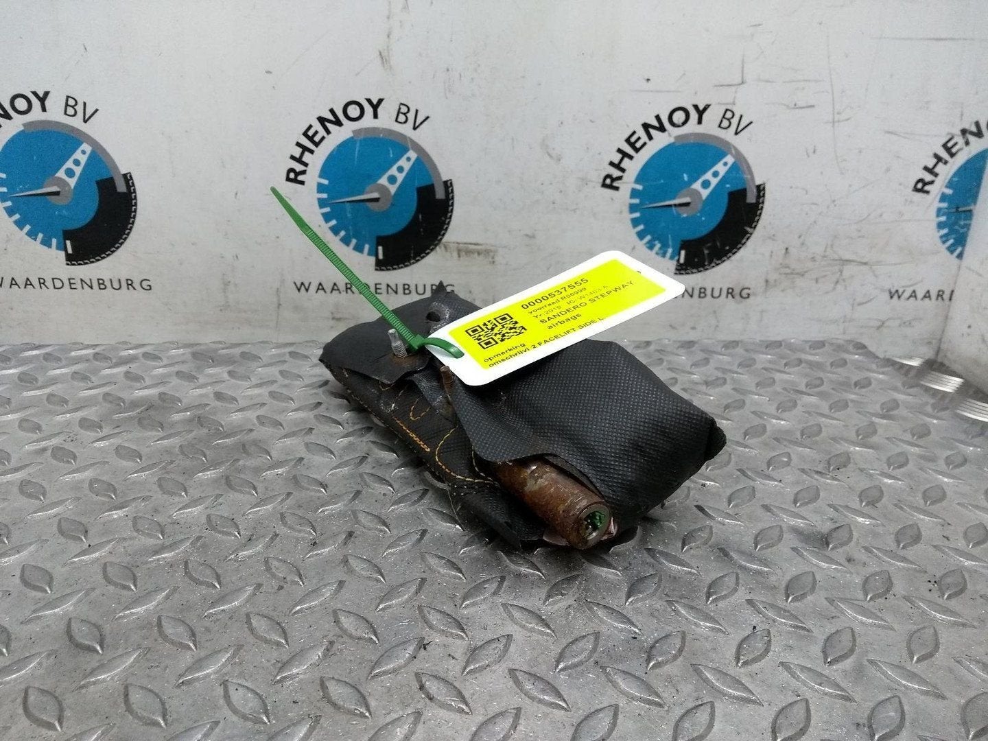 DACIA SANDERO STEPWAY AIRBAG LINKS 2019, Ophalen of Verzenden, Gebruikt, Stiba lid