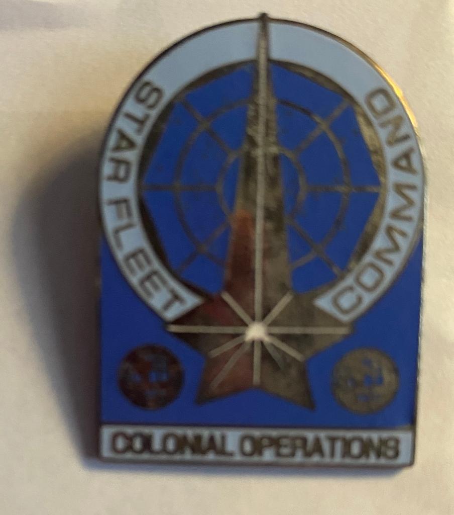 Pin's  Star Trek Starfleet Command  Colonial Operations, Enlèvement ou Envoi, Utilisé, Autres sujets/thèmes, Insigne ou Pin's