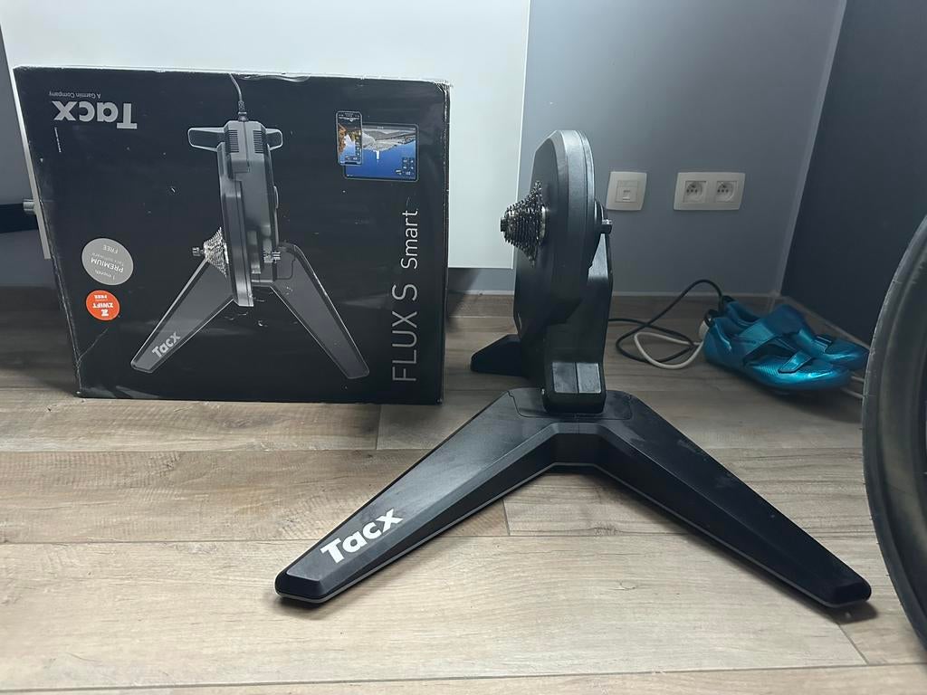 Hometrainer Tacx Flux S, Sport en Fitness, Ophalen, Zo goed als nieuw