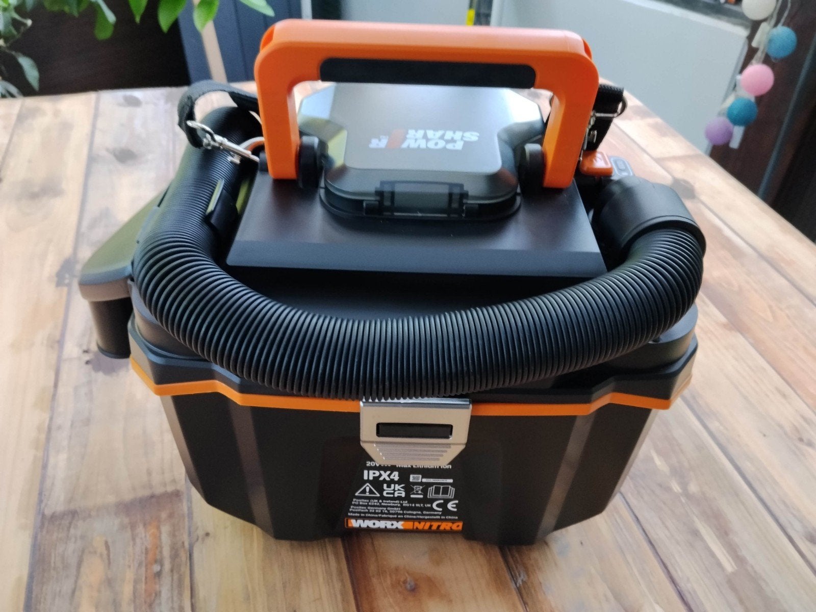 WORX nitro aspirateur wx031 avec batterie et chargeur, Ophalen