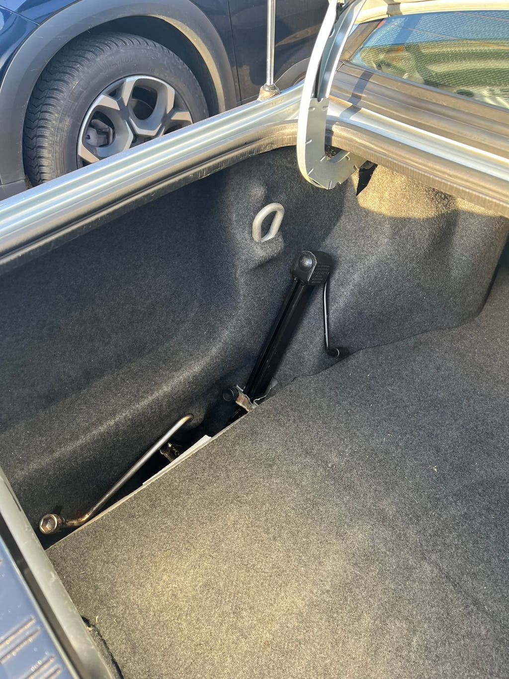 BMW 316i E30, foto 8
