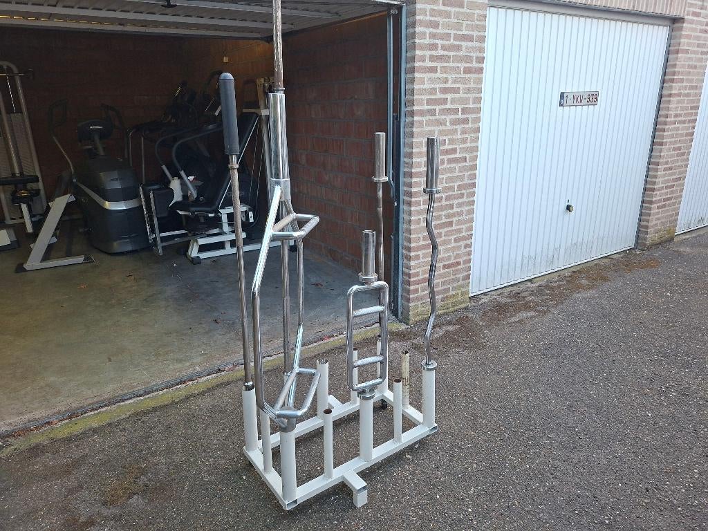 Diverse halterstangen en opbergrek, Sport en Fitness, Ophalen, Gebruikt, Halterstangen