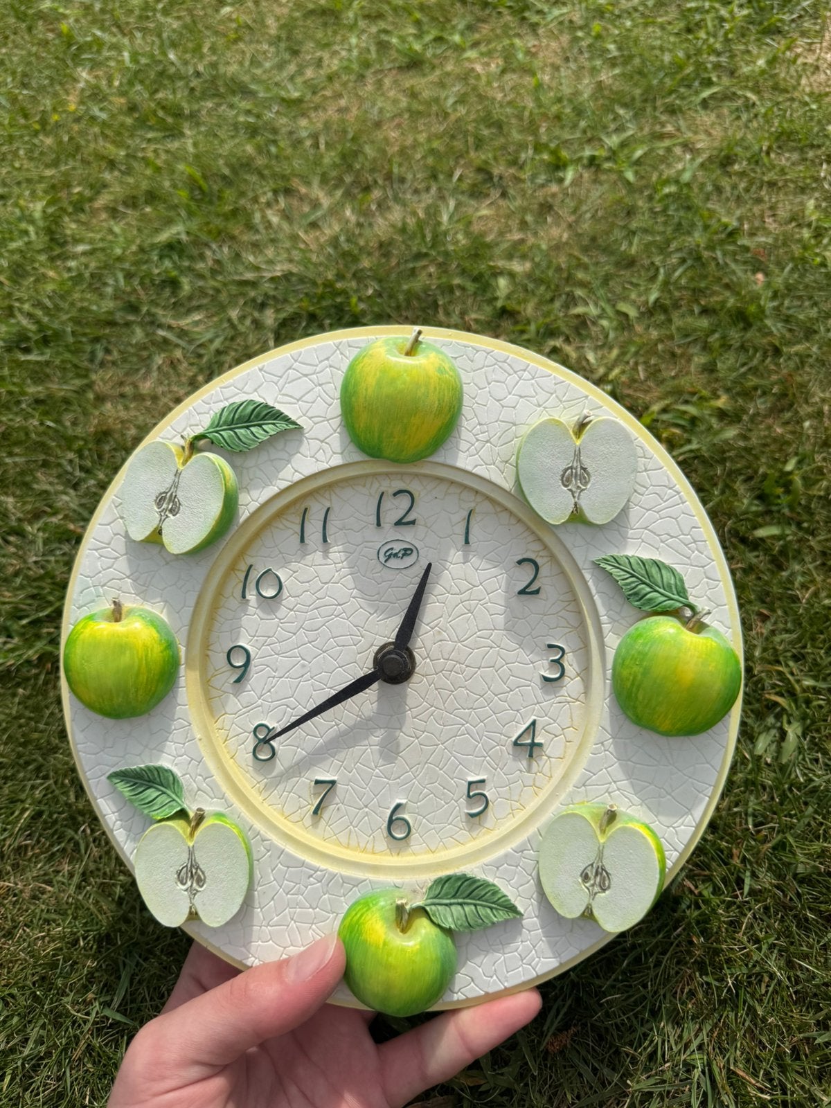 Klok met appelpatroon, Enlèvement, Comme neuf