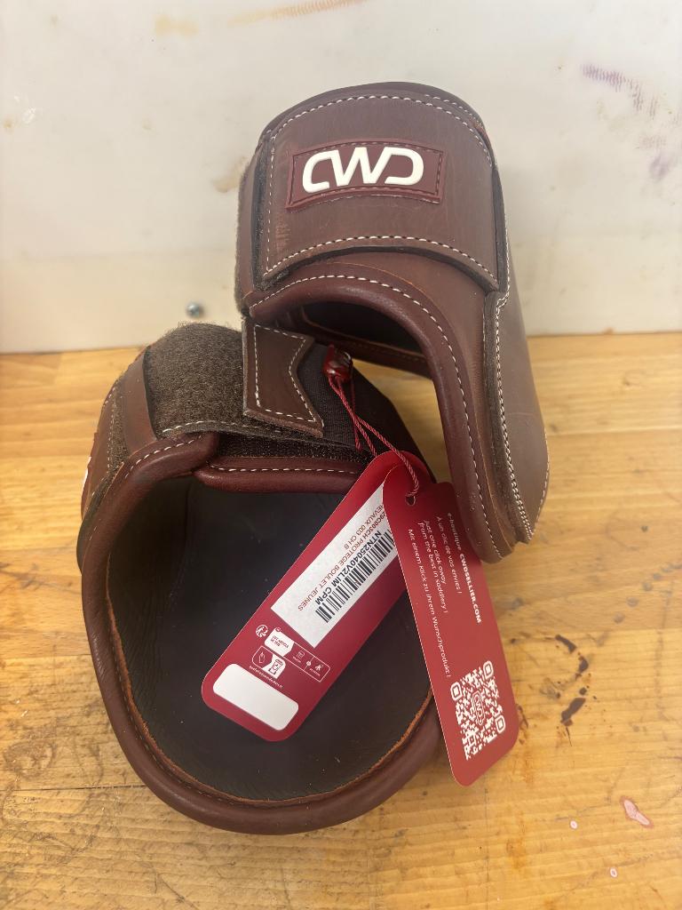 CWD achtergetten maat 3, Ophalen, Nieuw, Springen