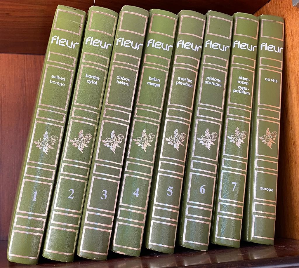 FLEUR, ENCYCLOPEDIE  , COMPLEET 8 BOEKEN, Boeken, Ophalen, Zo goed als nieuw