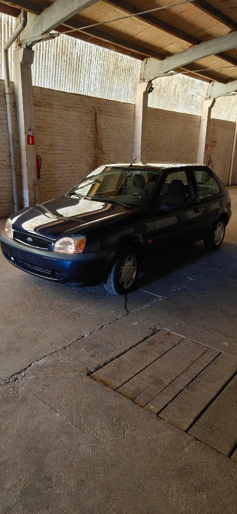 Très belle Ford Fiesta 1er main avec demande d immat !, Auto's, Voorwielaandrijving, Stof, 4 cilinders, 149 g/km