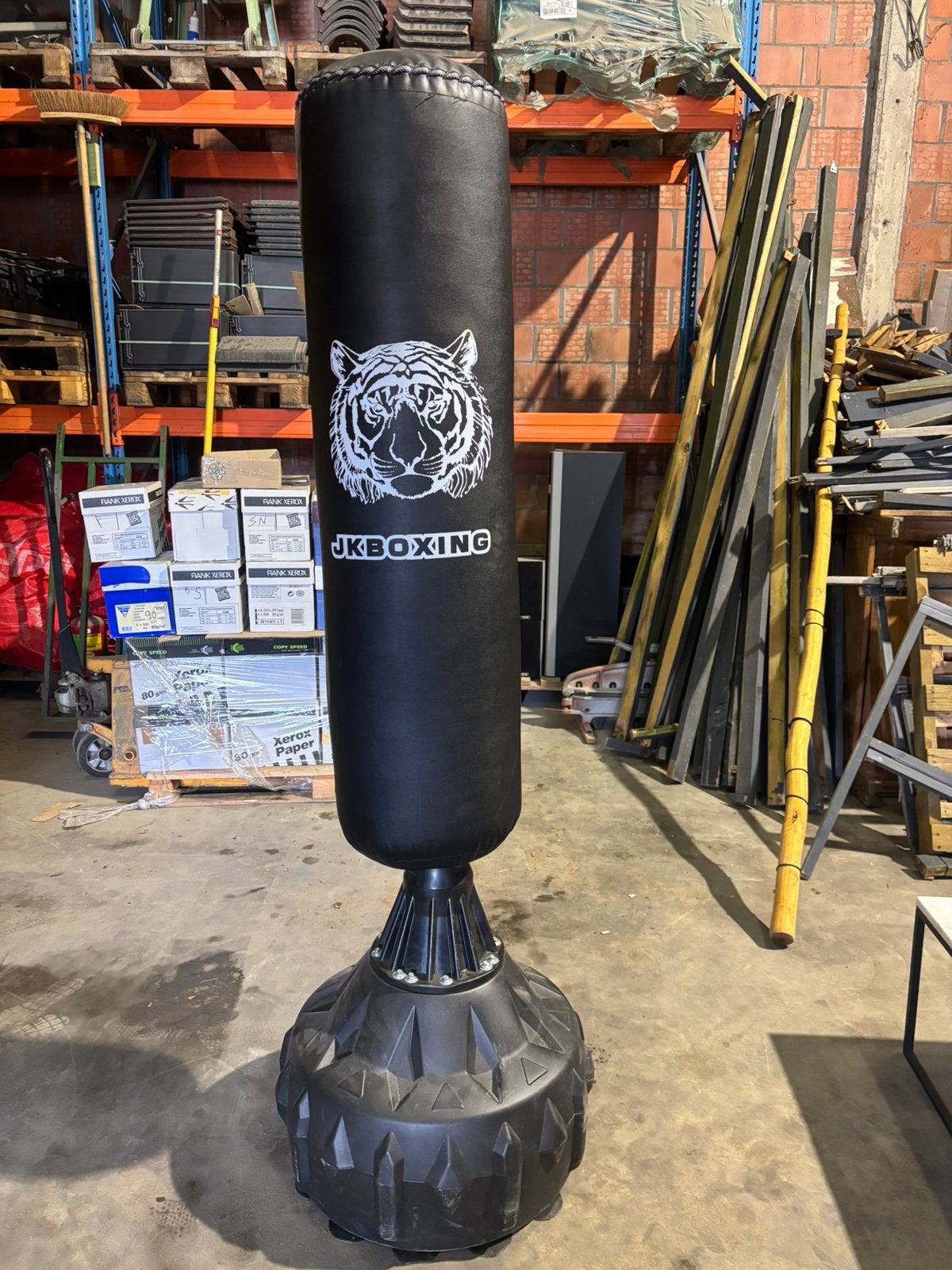 Sac de frappe debout JKBOXING, Enlèvement, Utilisé, Sac de boxe