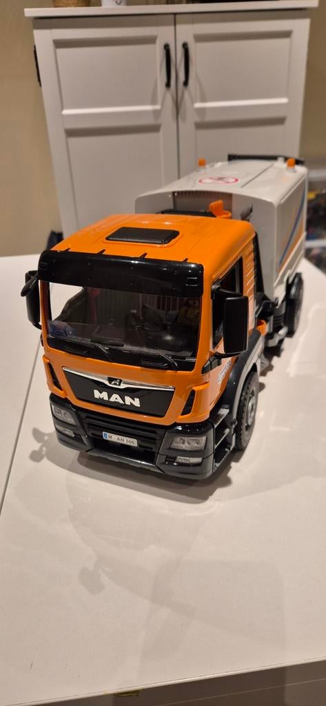 BRUDER Street Cleaning vrachtwagen, Ophalen