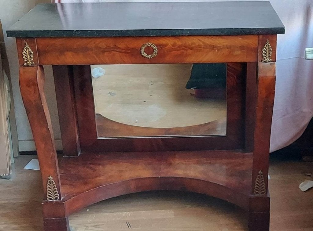 Console miroir, Enlèvement