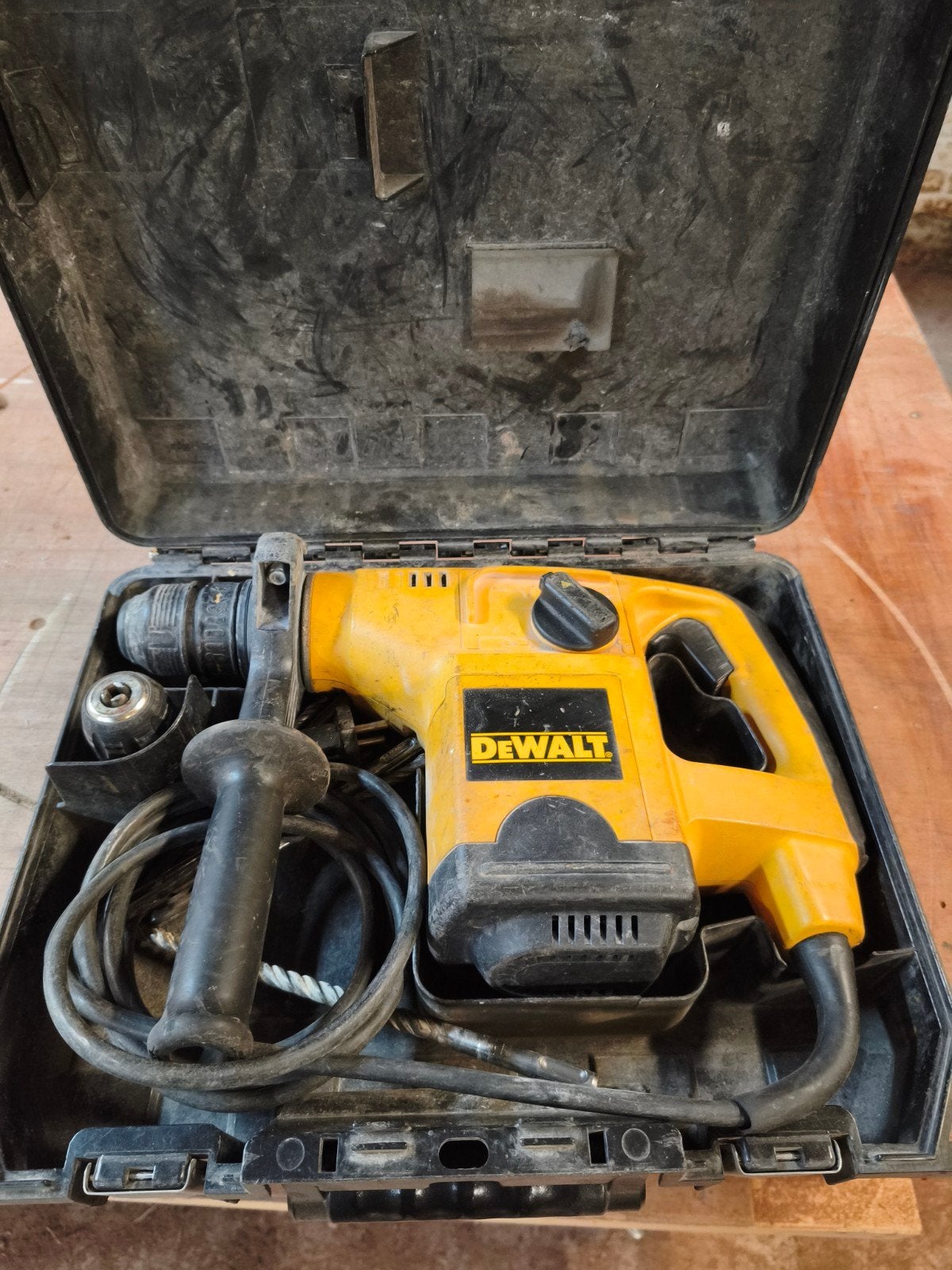 DeWalt boormachine, Ophalen, Gebruikt, Boormachine