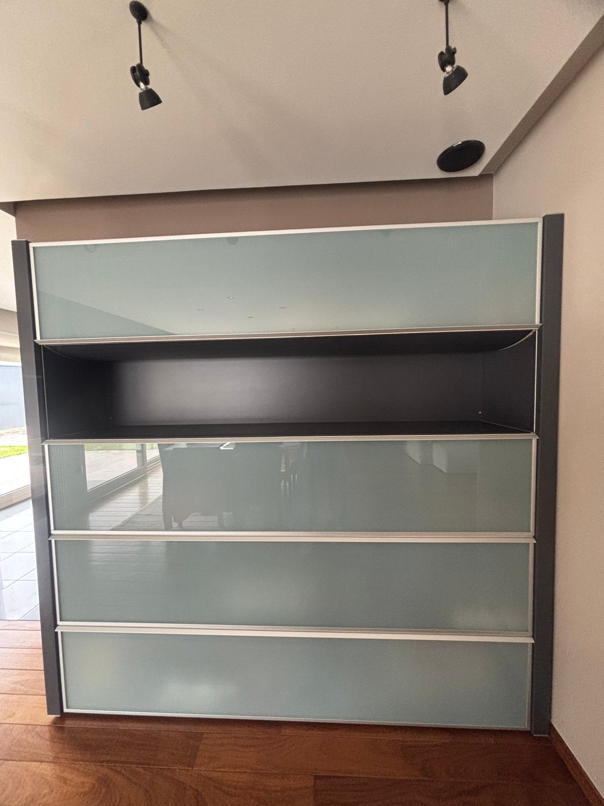 Armoire murale design B&B Italia, 25 à 50 cm, Verre, Enlèvement, Utilisé