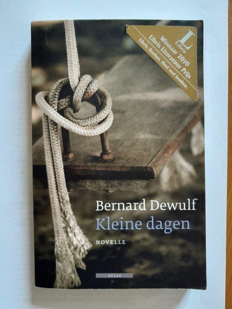 Kleine dagen, Boeken, België, Bernard Dewulf, Ophalen of Verzenden, Zo goed als nieuw