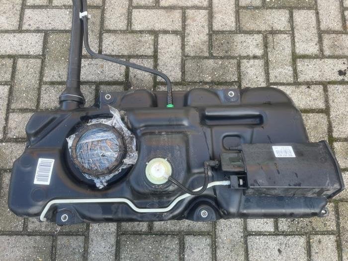 Tank van een Volkswagen UP, Gebruikt, -, Volkswagen, -