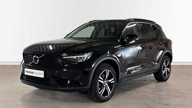 Volvo XC40 Plus Dark T2 Aut | Leder | Pano dak | Harman, Auto's, Volvo, Zwart, 5 zetels, 127 pk, SUV of Terreinwagen