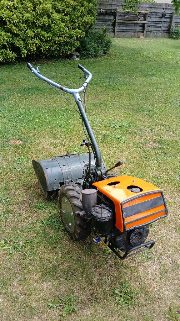 Motoculteur avec emporte-pièce Goldoni., Enlèvement, Utilisé, Cultivateur, Goldoni