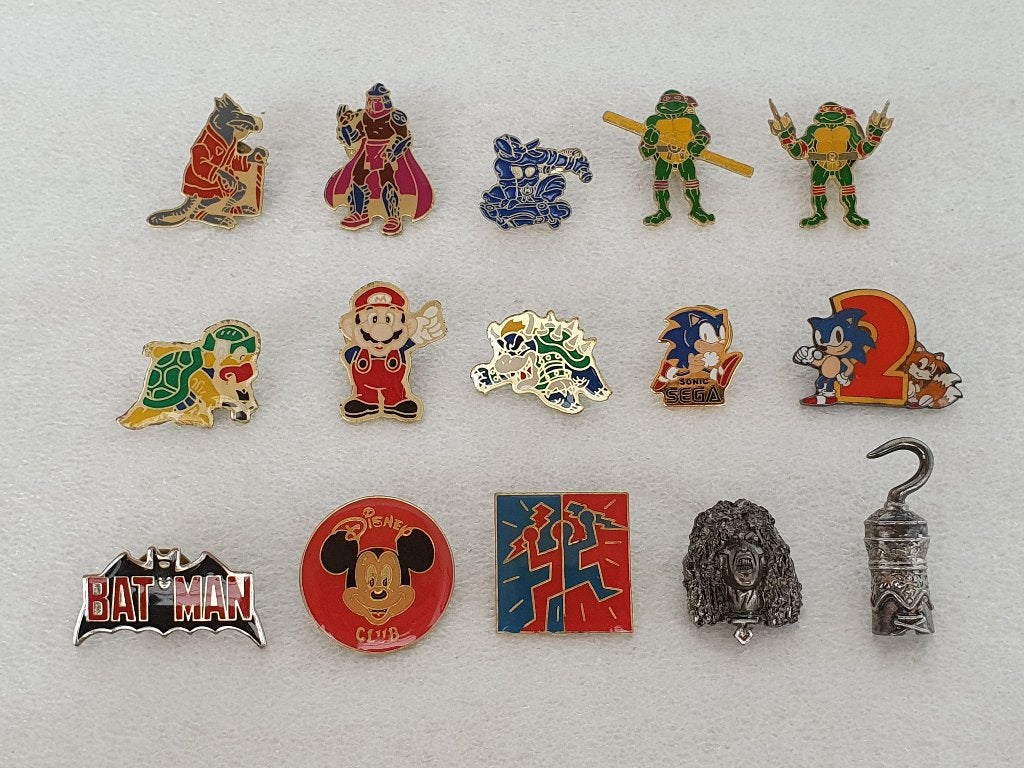 Pins: Batman, Nintendo, TMNT, Sega, Disney, ..., Collections, Broches, Pins & Badges, Utilisé, Insigne ou Pin's, Figurine, Enlèvement ou Envoi